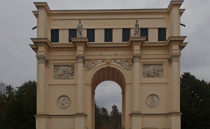 Rendez-vous oder Dianatempel Rendez-vous oder Dianatempel